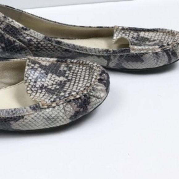 Franco Sarto “Tremor” snakeskin loafers - Picture 3 of 4